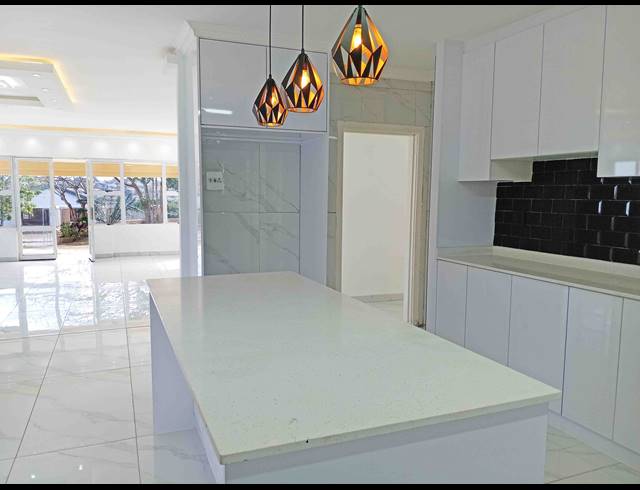 3 BEDROOM HOUSE FOR SALE IN BLUFF